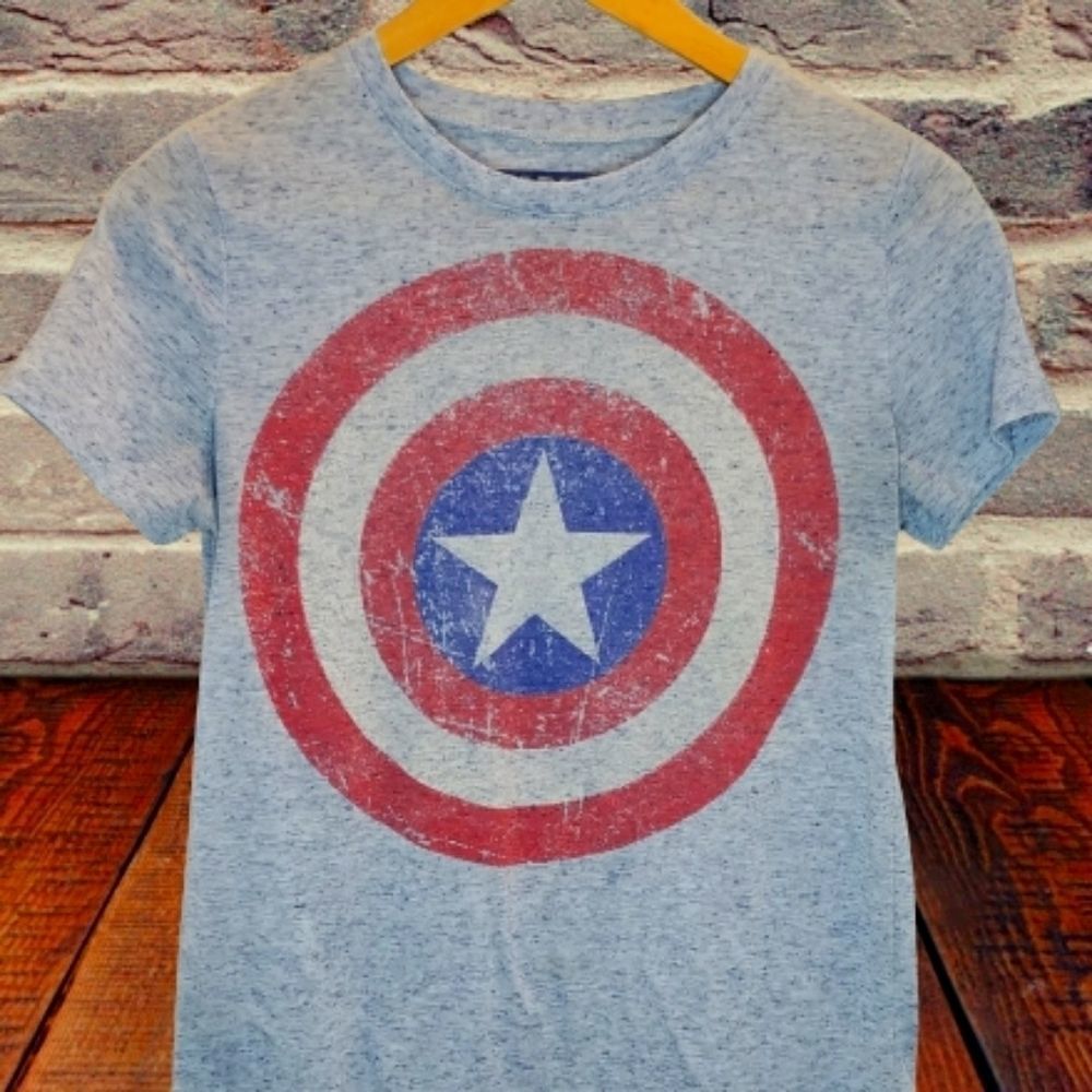 Marvel Comics / Ladies "Captain America"